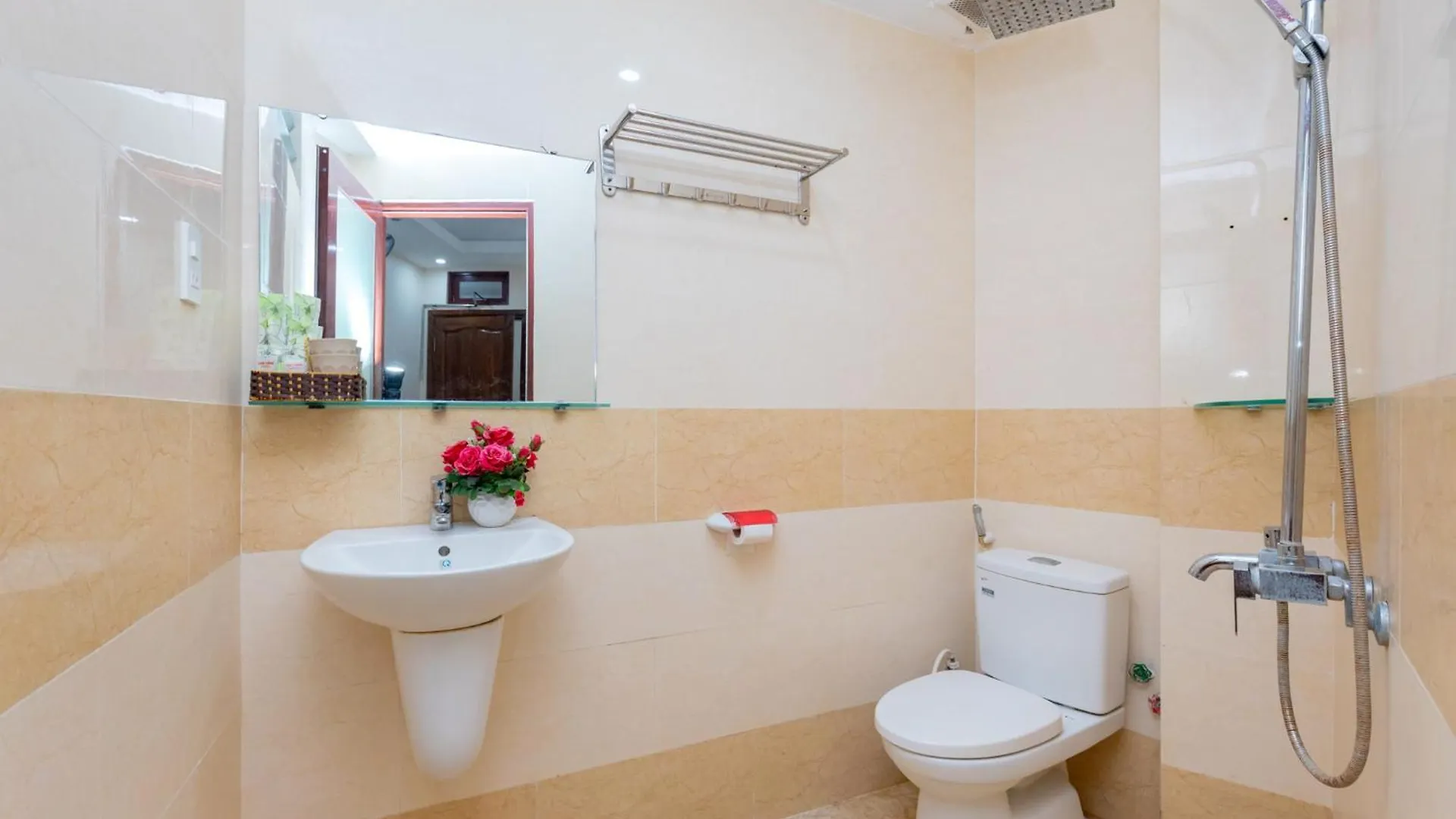 Bien Vang Vung Tau Hotel 2*,  Vietnam