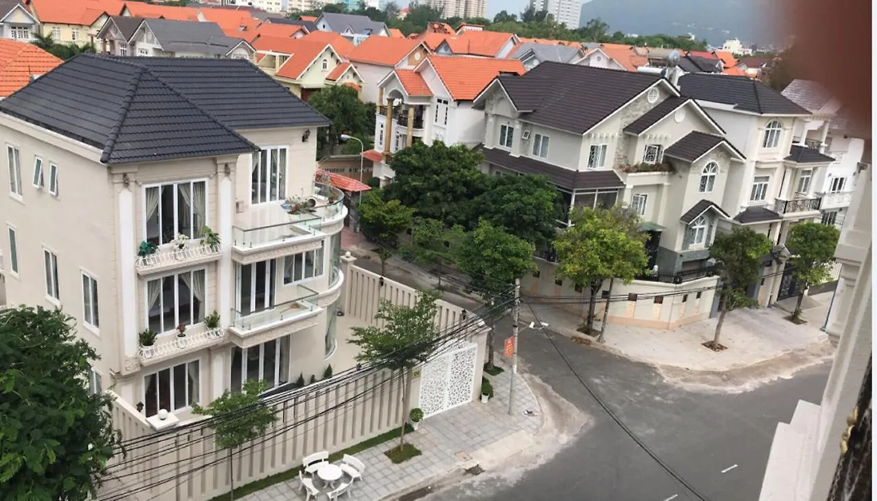 Bien Vang Vung Tau Hotel 2*,