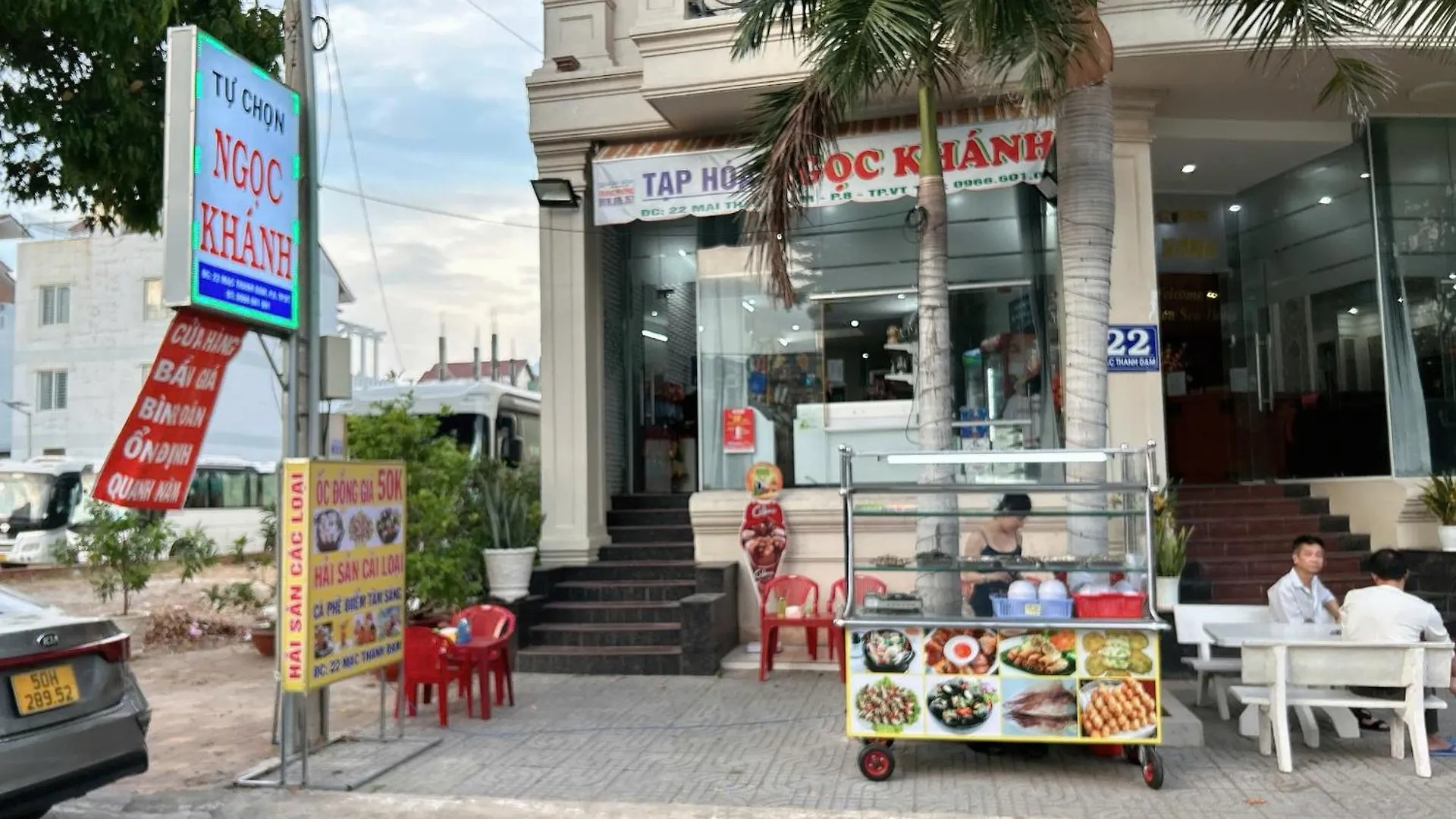 Bien Vang Vung Tau Hotel 2*,